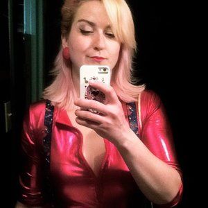 Meet your Posher, Briana